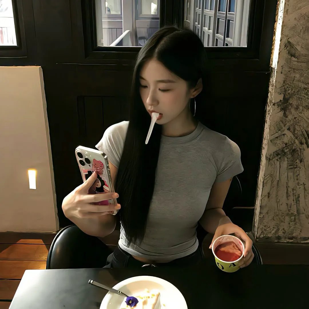 深蓝与月光